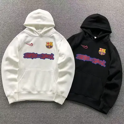 ¥158 FOOTBALL HOODIE 11062401002 (im 170cm 60kg i wear size L in the phot)