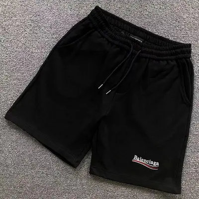 ¥115 B⭐L⭐⭐⭐IA⭐A SHORTS 56251181(im 170cm 60kg i wear size M in the phot)