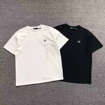 ¥88 FRED PERRY T-SHIRT 41062505123(im 170cm 60kg i wear size M in the phot)