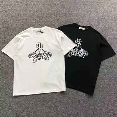 ￥88 VIVIENNE WESTWOOD T-SHIRT 41062509123（im 170cm 60kg i wear size M in the phot）