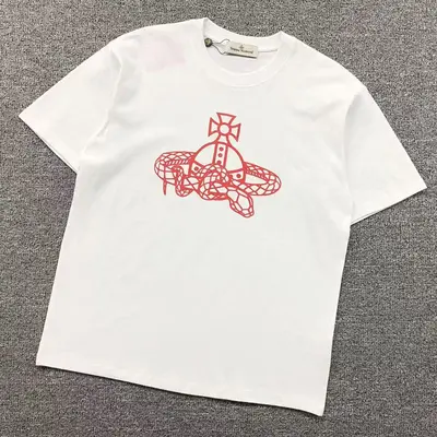 ￥88 VIVIENNE WESTWOOD T-SHIRT 41062503123（im 170cm 60kg i wear size M in the phot）