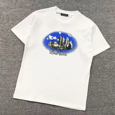 ￥108 L⭐ T-SHIRT 41062602126（im 170cm 60kg i wear size XS in the phot）