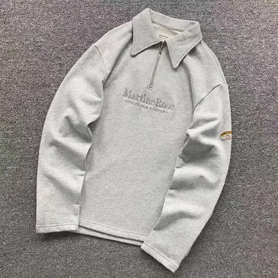 ¥125 M⭐RT⭐NE⭐O⭐E HOODIE 1106260562(im 170cm 60kg i wear size M in the phot)