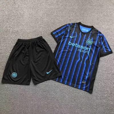 ¥75 FOOTBALL T-SHIRT SHORTS 11062701002(im 170cm 60kg i wear size L in the phot)