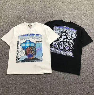 ¥85 HELLSTAR T-SHIRT 56280989(im 170cm 60kg i wear size M in the phot)