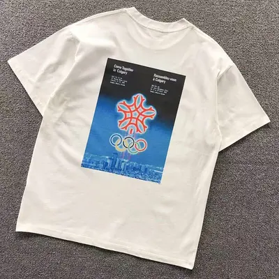 ￥95 KITH T-SHIRT 57044395 （im 170cm 60kg i wear size L in the phot）