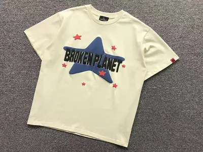 ￥85 BROKEN PLANET T-SHIRT 1107030234（im 170cm 60kg i wear size S in the phot）