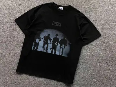 ￥95 KITH T-SHIRT 57042395（im 170cm 60kg i wear size XL in the phot）