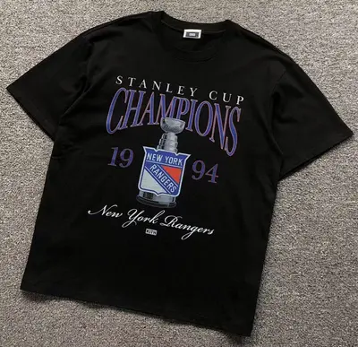 ￥95 KITH T-SHIRT 57042295（im 170cm 60kg i wear size XL in the phot）