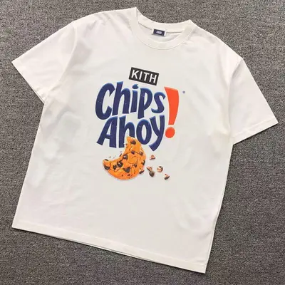 ￥95 KITH T-SHIRT 57043295（im 170cm 60kg i wear size L in the phot）