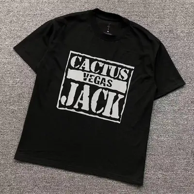 ￥98 TRAVIS SCOTT T-SHIRT 3107040517（im 170cm 60kg i wear size M in the phot）