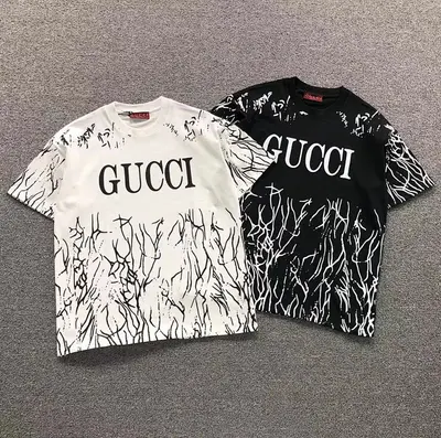 ¥115 G⭐C⭐I T-SHIRT 3107070221(im 170cm 60kg i wear size XS in the phot)