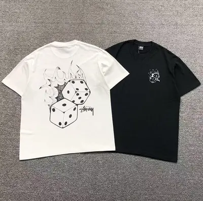 ¥78 STUSSY T-SHIRT 571222123(im 170cm 60kg i wear size M in the phot)