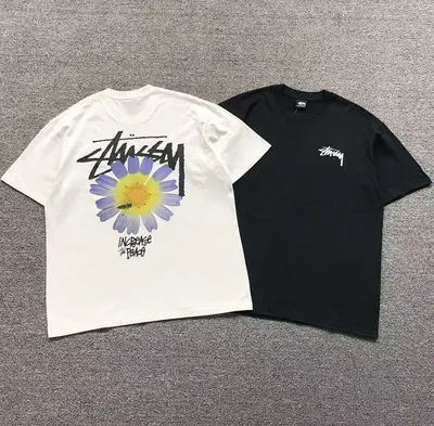 ¥78 STUSSY T-SHIRT 571220123(im 170cm 60kg i wear size L in the phot)