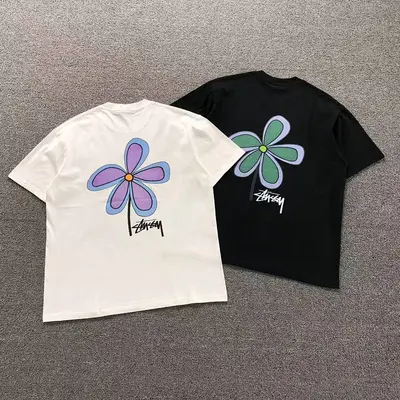 ¥78 STUSSY T-SHIRT 571204123(im 170cm 60kg i wear size M in the phot)