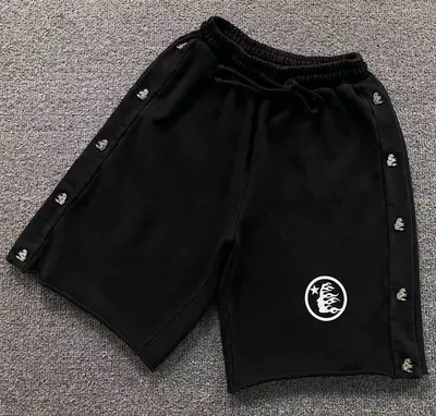 ¥208 HELLSTAR SHORTS 3107150572(im 170cm 60kg i wear size M in the phot)
