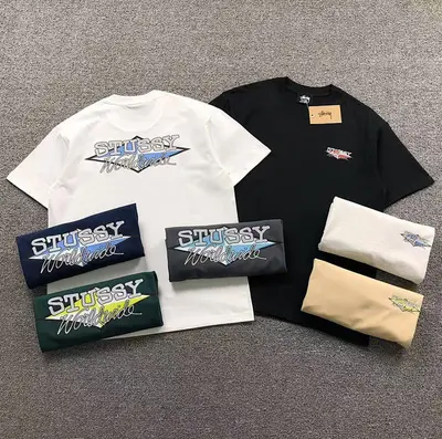 ¥78 STUSSY T-SHIRT 3107160702(im 170cm 60kg i wear size M in the phot)