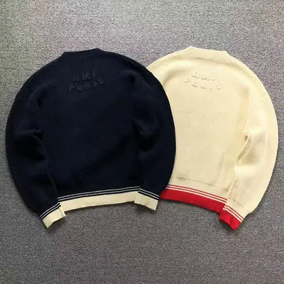 ¥168 AMI SWEATER 3107160121(im 170cm 60kg i wear size M in the phot)