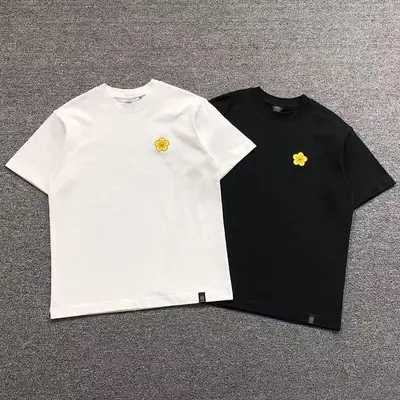 ¥115 J⭐⭐L⭐IN T-SHIRT 3107163102(im 170cm 60kg i wear size L in the phot)