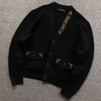 ¥419 L⭐ SWEATER 3107170121(im 170cm 60kg i wear size L in the phot)