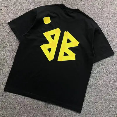 ￥115 B⭐L⭐⭐⭐IA⭐A T-SHIRT 57210170（im 170cm 60kg i wear size XL in the phot）