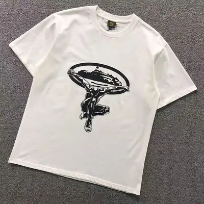 ￥78 CORTEIZ T-SHIRT 1107232450（im 170cm 60kg i wear size M in the phot）