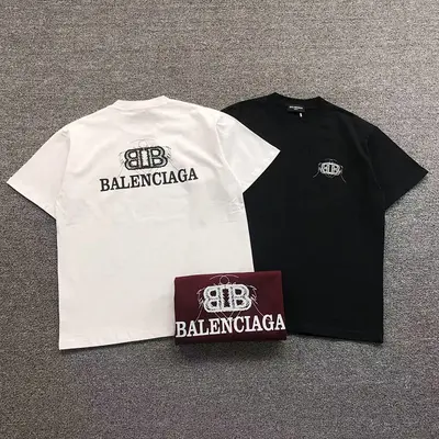 ￥118 B⭐L⭐⭐⭐IA⭐A T-SHIRT 41080212133（im 170cm 60kg i wear size XL in the phot）