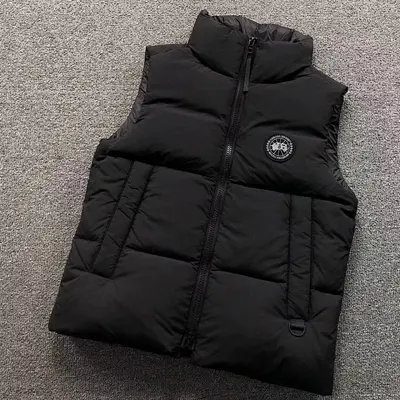 ¥388 C⭐N⭐⭐A G⭐⭐⭐E DOWN JACKETS VEST 3108051815(im 170cm 60kg i wear size S in the phot)