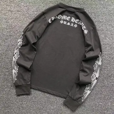 ¥95 C⭐⭐OME HE⭐⭐TS LONG SLEEVED41080805144(im 170cm 60kg i wear size S in the phot)
