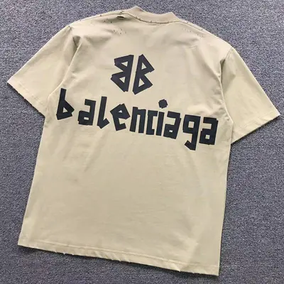 ¥128 B⭐L⭐⭐⭐IA⭐A T-SHIRT 3108082121(im 170cm 60kg i wear size S in the phot)