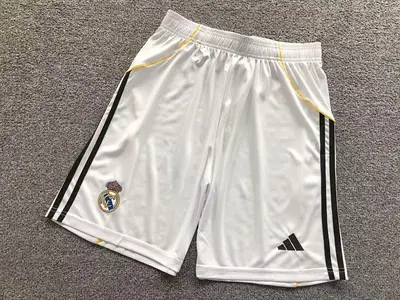 ￥68 FOOTBALL SHORTS 11081235002（im 170cm 60kg i wear size L in the phot）