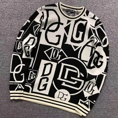 ¥208 D⭐LC⭐ GA⭐⭐A⭐A SWEATER 3108131421(im 170cm 60kg i wear size L in the phot)