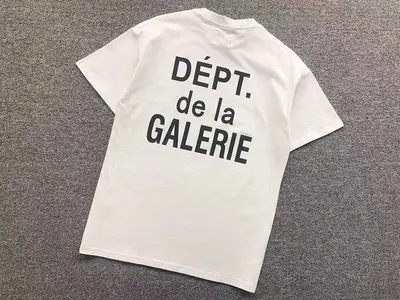 ¥85 GALLERY DEPT T-SHIRT 1108143051(im 170cm 60kg i wear size M in the phot)