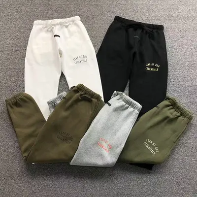 ¥135 FOG TROUSERS 4108140477(im 170cm 60kg i wear size M in the phot)