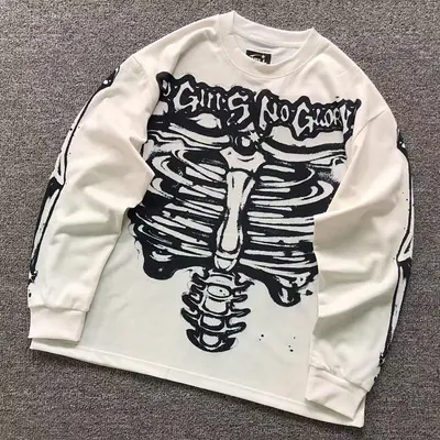 ￥98 HELLSTAR LONG SLEEVED 58182571（im 170cm 60kg i wear size M in the phot）