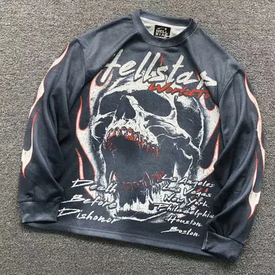 ￥98 HELLSTAR LONG SLEEVED 58182271（im 170cm 60kg i wear size M in the phot）