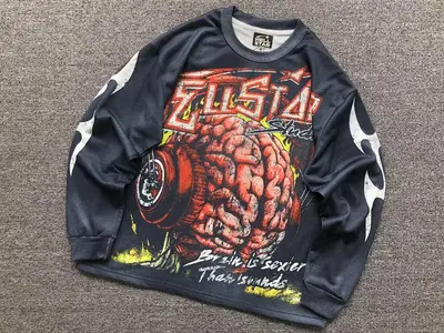 ¥98 HELLSTAR LONG SLEEVED 58181571(im 170cm 60kg i wear size M in the phot)