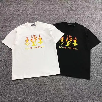 ¥108 L⭐T-SHIRT 41081902133(im 170cm 60kg i wear size XL in the phot)