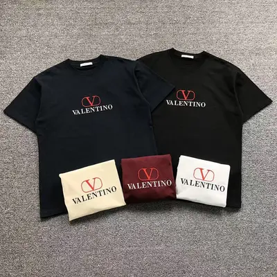¥115 VALENTINO T-SHIRT 41081924133(im 170cm 60kg i wear size L in the phot)