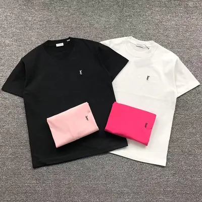 ¥95 SA⭐⭐T ⭐⭐U⭐⭐NT T-SHIRT 58190881(im 170cm 60kg i wear size S in the phot)