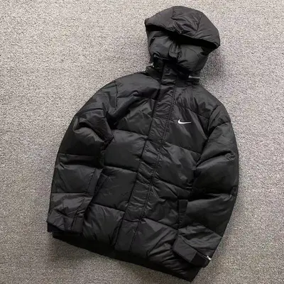 ¥398 N⭐K⭐ DOWN JACKETS 3108224819(im 170cm 60kg i wear size M in the phot)
