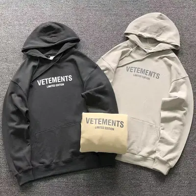 ¥158 VETEMENTS HOODIE 482335145(im 170cm 60kg i wear size S in the phot)