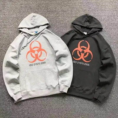 ¥158 VETEMENTS HOODIE 482322145(im 170cm 60kg i wear size S in the phot)