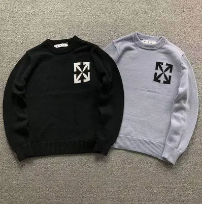 ¥125 OFF-WHITE SWEATER 11082317140(im 170cm 60kg i wear size M in the phot)