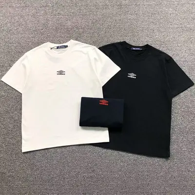 ￥79 UM⭐RO T-SHIRT 218231801