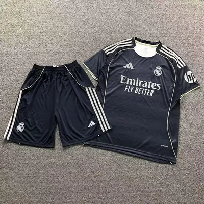 ￥75 FOOTBALL T-SHIRT SHORTS 11082613002（im 170cm 60kg i wear size L in the phot）