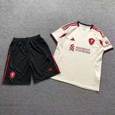 ￥75 FOOTBALL SHORTS T-SHIRT 11082727002（im 170cm 60kg i wear size L in the phot）