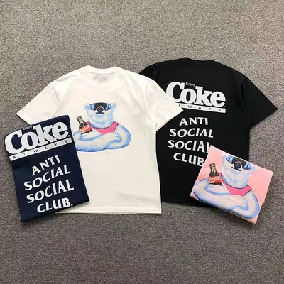 ￥85 ANTI SOCIAL SOCIAL CLUB T-SHIRT 3108271002（im 170cm 60kg i wear size M in the phot）