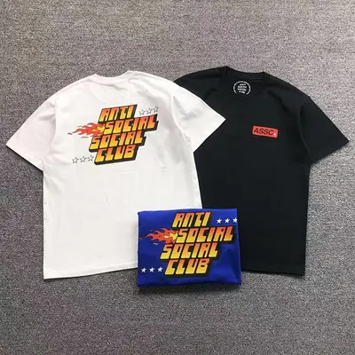 ￥85 ANTI SOCIAL SOCIAL CLUB T-SHIRT3108272002（im 170cm 60kg i wear size M in the phot）