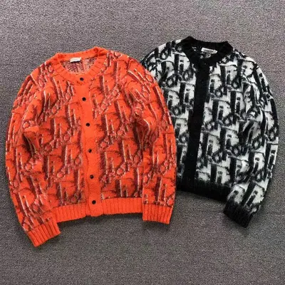 ￥185 D⭐O⭐ SWEATER 41082814146（im 170cm 60kg i wear size L in the phot）